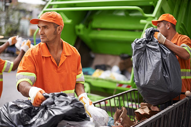 Best Construction Debris Removal  in Diamond, IL